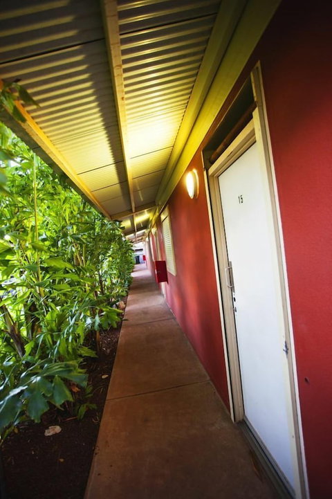 Cattrall Park Motel - Local Tourism 0