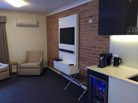 Blue Gum Motor Inn - Accommodation Australia 2