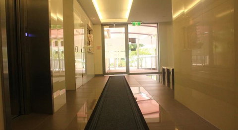 Signature Waterfront Apartments - Accommodation Australia 0