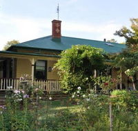 Ellie Maes Bed  Breakfast Bright