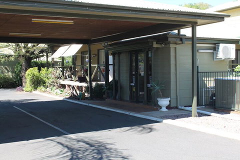 Lake Forbes Motel - Accommodation Australia 2