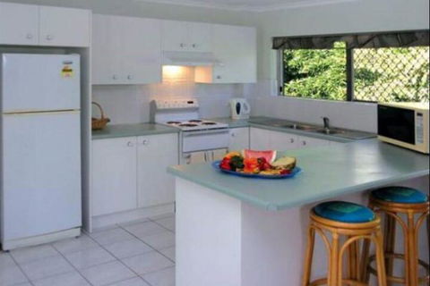 Marlin Gateway Holiday Apartments - Bed n Breakfasts 3