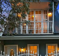 4 Ensuite Chelsea Villa CBD Airport - Accommodation Australia