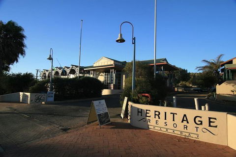 Heritage Resort Shark Bay - Bed n Breakfasts 2