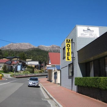 Queenstown Motor Lodge - Local Tourism 0
