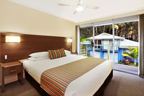 Flynns On Surf Beach Villas - Local Tourism 6
