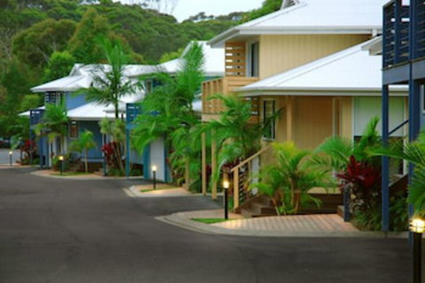 Flynns On Surf Beach Villas - Local Tourism 0