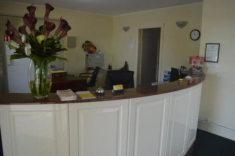 Excelsior Motor Inn - Accommodation Australia 3