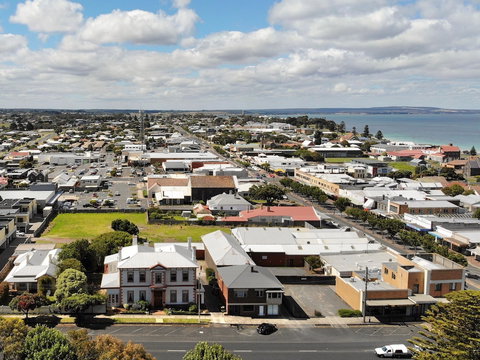 Annesley House - Australia Shopping 1