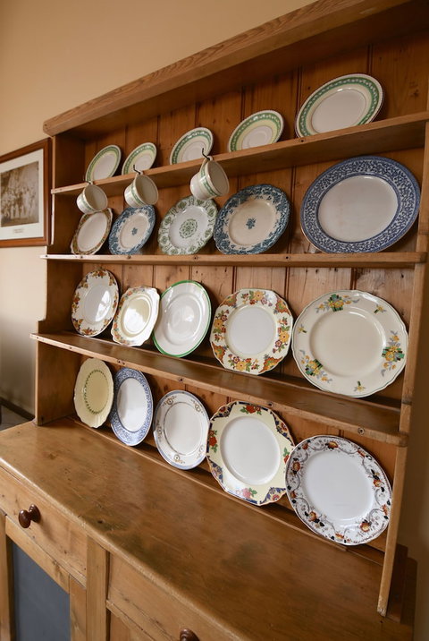 Annesley House - Australia Shopping 5