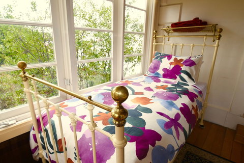 Annesley House - Australia Shopping 6