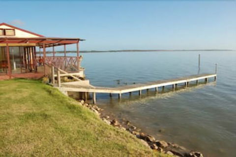 Meningie's Waterfront Motel - Australia Shopping 4