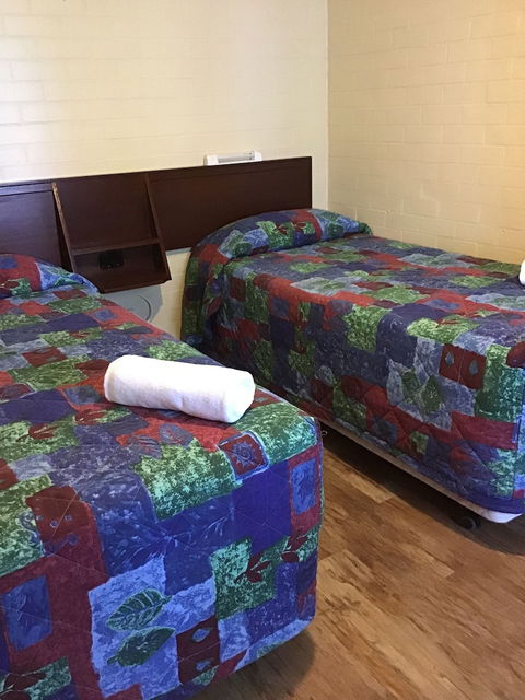 Bayview Motel - Local Tourism 3
