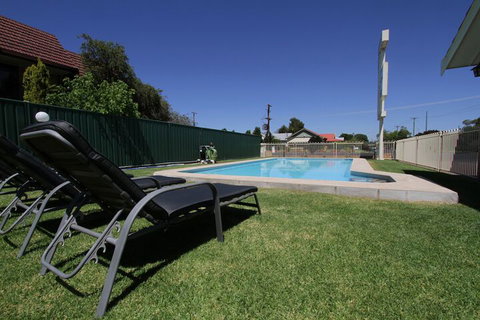 Atlas Motel - Accommodation Australia 4