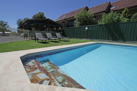 Atlas Motel - Accommodation Australia 2