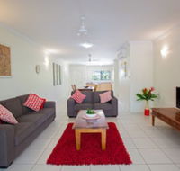 Seaforth Apartments - Bed n Breakfasts
