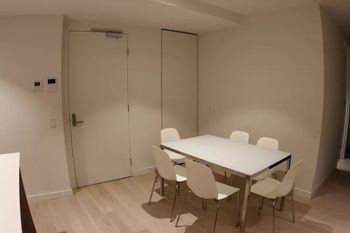 EQ Apartment - Accommodation Australia 6