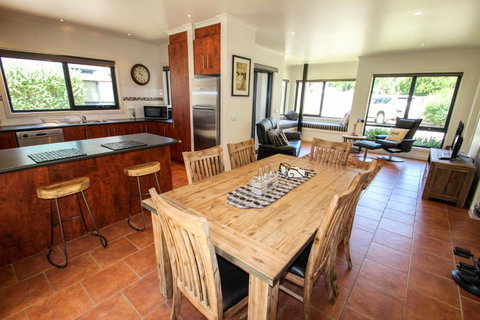 Avignon In Bright - Local Tourism 2