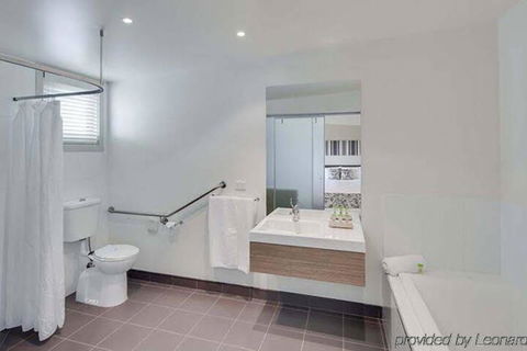Best Western Drouin Motor Inn - Accommodation Australia 1