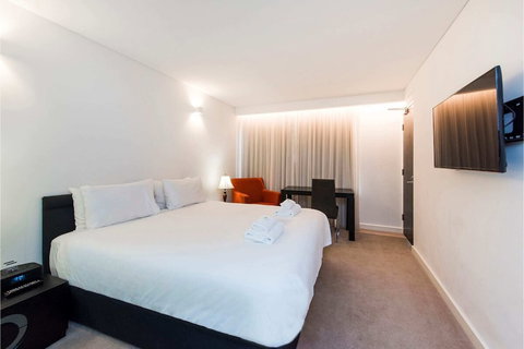 Contemporary Room, Roof Terrace, Stay In The City - Accommodation Australia 5