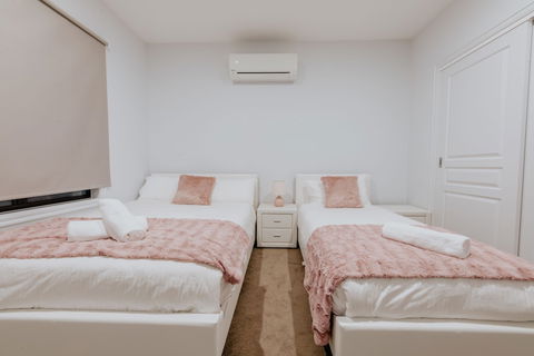 116glen Manor 3 - Australia Shopping 6