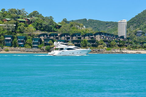 Yacht Club Villa 33-Serenity-Ocean Views With Golf Buggy - Accommodation Australia 2