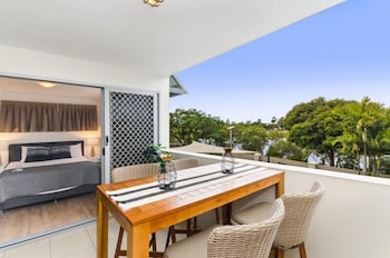 City Stadium Apartment On The Riverfront - Australia Shopping 5