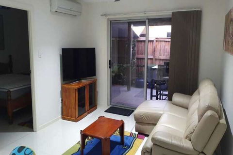 1 BDR Sea Side Guesthouse - Accommodation Australia 4