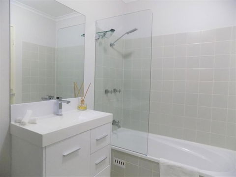 Kirwan 12 - Accommodation Australia 2