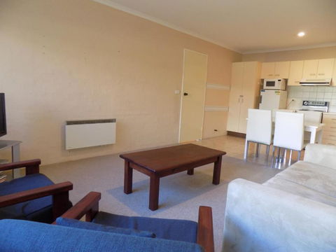 Kirwan 12 - Accommodation Australia 6