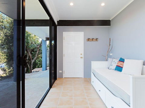 Whale Tales 78 Lentara Street FANTASTIC WATER VIEWS OVER FINGAL BEACH - Accommodation Australia 1