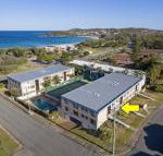 2 The Dunes 38 Marine Drive pool tennis court  so close to the beach - Accommodation Australia