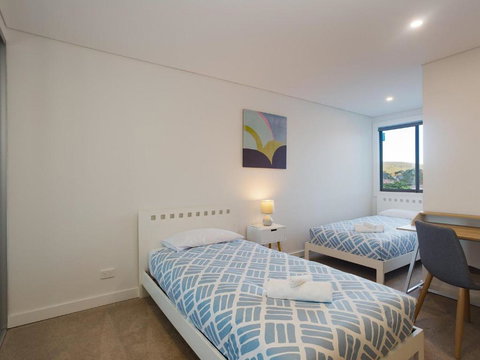 Unit 301 The Shoal 6 8 Bullecourt Street Air Con Walking To Local Shops & Beach - Bed n Breakfasts 4