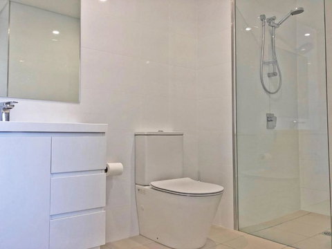 Avra Seabreeze 503 / 4 8 Bullecourt Street - Australia Shopping 5