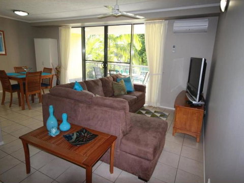 Baden 90 Rainbow Shores Resort Unit Pools Tennis Court Walk To Beach - Local Tourism 5