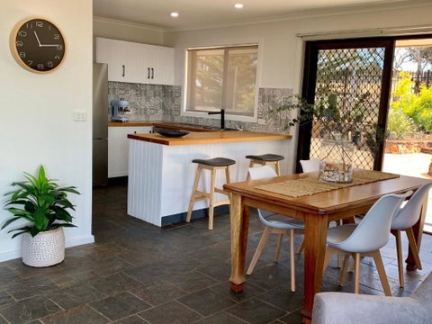 Nepean View - Accommodation Australia 4
