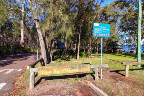 Kalimna Lakeside Living - Accommodation Australia 5