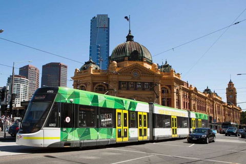 A Spacious & Central 2BR Apt Near Flinders Station - Accommodation Australia 4