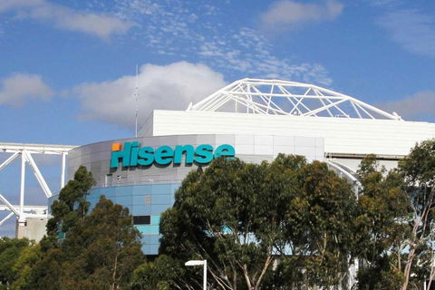 A Spacious & Central 2BR Apt Near Flinders Station - Accommodation Australia 3