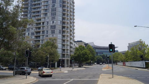 Canberra CBD Metropolitan - Accommodation Australia 5
