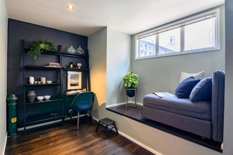 LUCY Stylish City Vibe & Views - Accommodation Australia 2