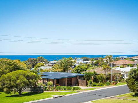 Williams Wonder Large Beach House - Australia Shopping 4