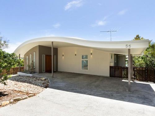 Point Lookout QLD Accommodation Australia