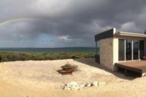 DEstrees Bay Beach House - Accommodation Australia 1