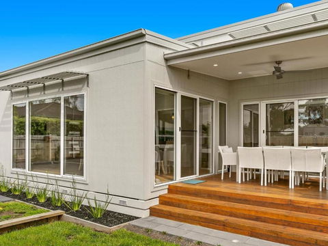 Absolutely Beach - Accommodation Australia 2