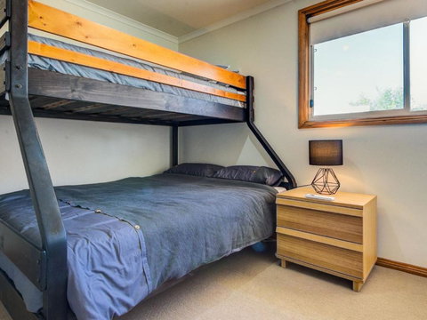 Albert Park - Local Tourism 6