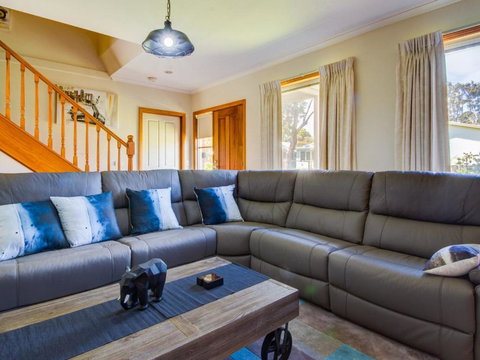 Albert Park - Local Tourism 2