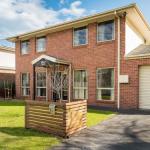 Albert Park - Local Tourism 0