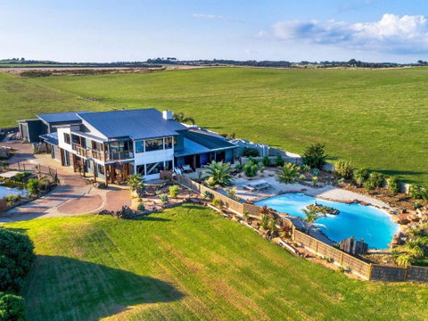 The Islander - Accommodation Australia 6