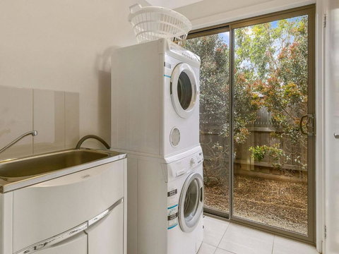 Ohana On The Island - Local Tourism 6